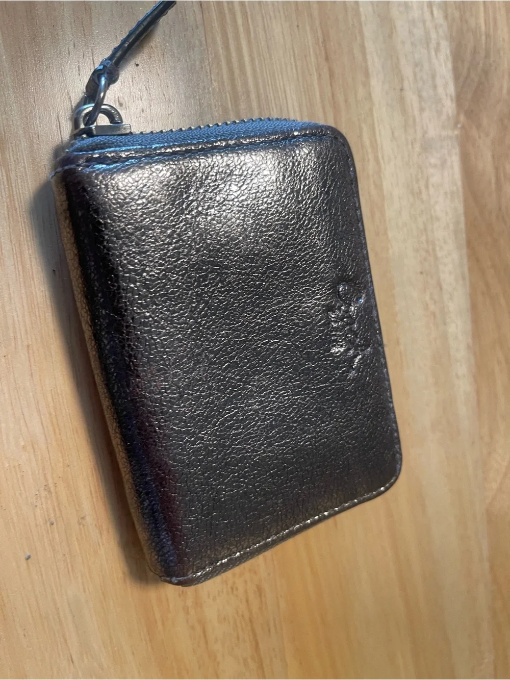 Vintage Coach Coin Zippy Bag With Handle. Silver Metallic